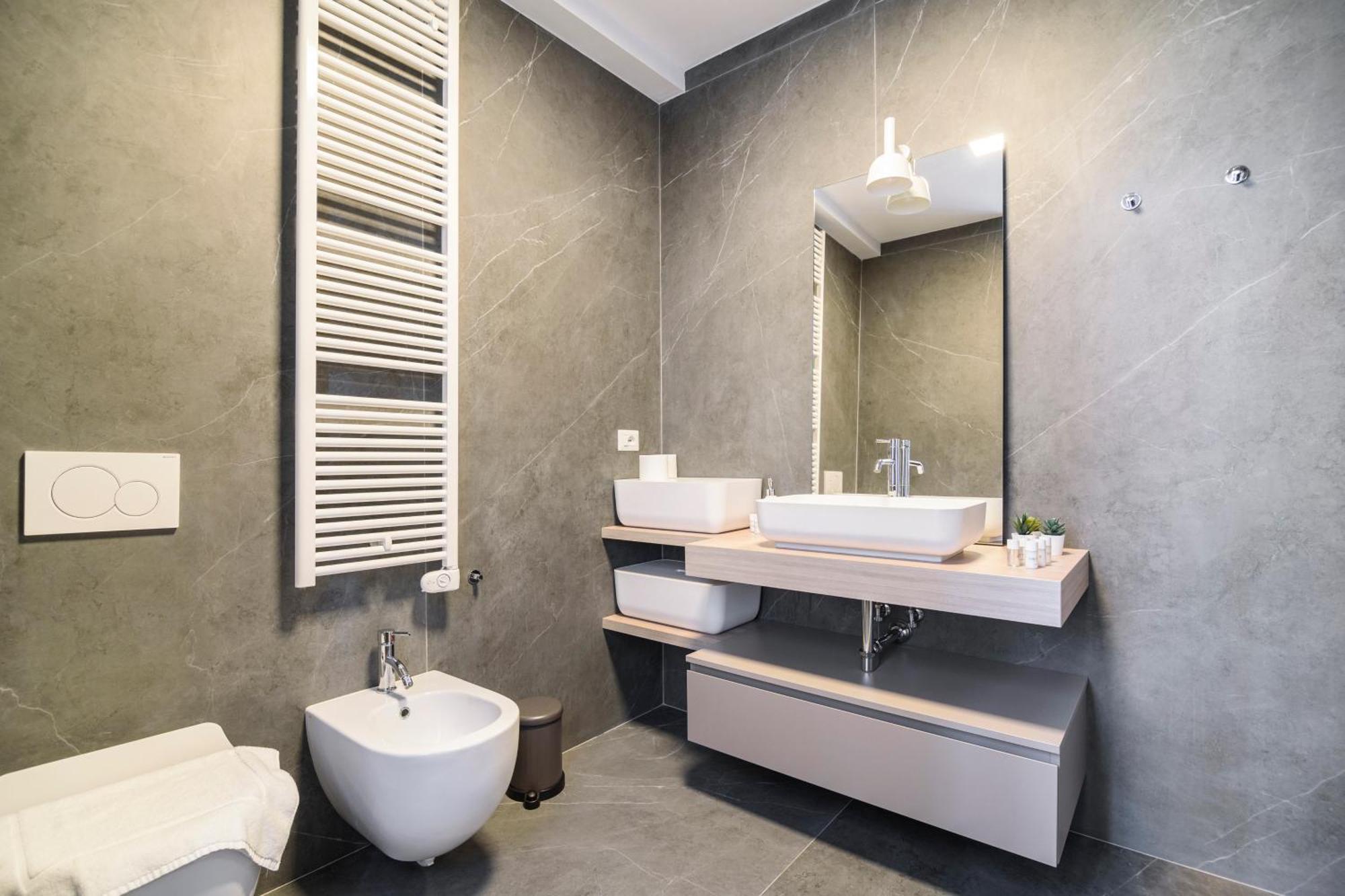 Historical Center - Free Parking And Private Terrace Apartment โกโม ภายนอก รูปภาพ